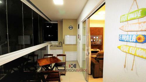 1073 - Apartamento Para Loca��o No Centro de Bombinhas