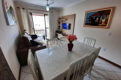 Apartamento Cod 110 Edif�cio Acapulco Bombas