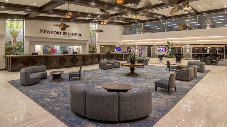 Hotel Newport Beachside Resort