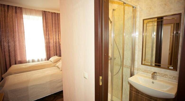 Hotel Lion