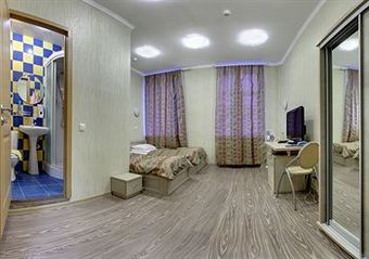 Hostal Ra Nevsky 44