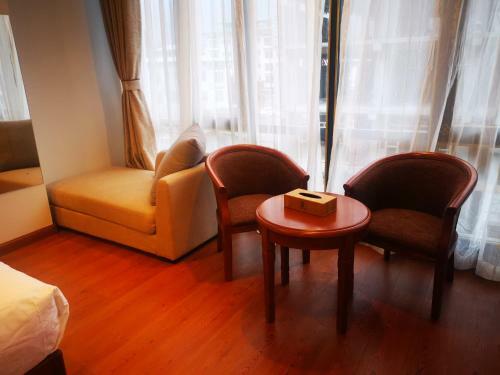 Ludrong Hotel