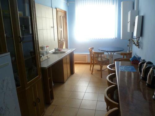 Hostel 85