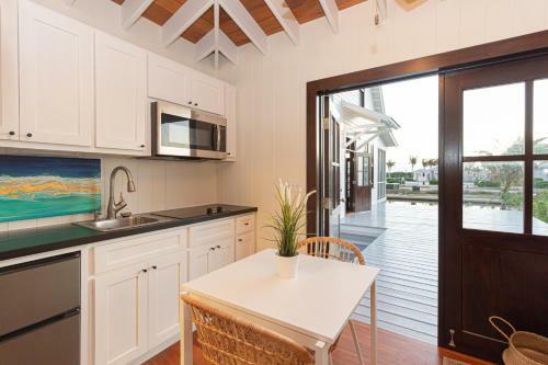 White Cottage Home