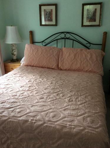Main Street Caygeon B&B