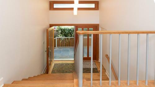 A Peaceful Stay In Brentwood Bay
