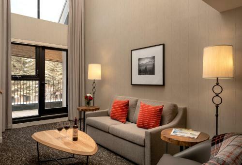 Peaks Hotel And Suites