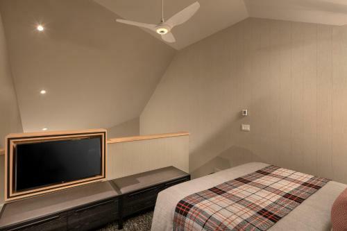 Peaks Hotel And Suites