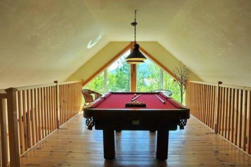 Le Tr�s-chic - Spa, Billard, Souvenirs