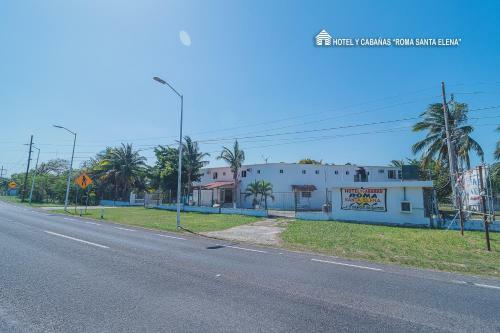 Hotel & Caba�as Roma Santa Elena