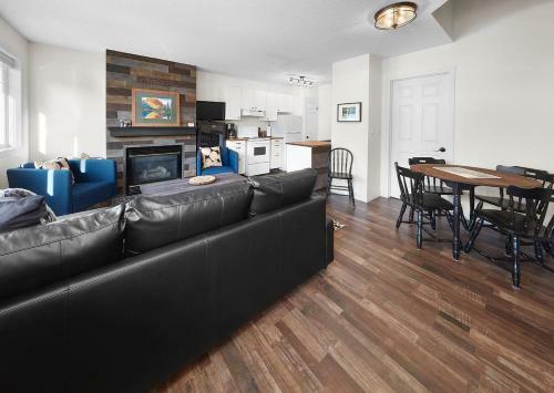 Mountain Gate - Pet Friendly 2br W Fantastic Mountain Views