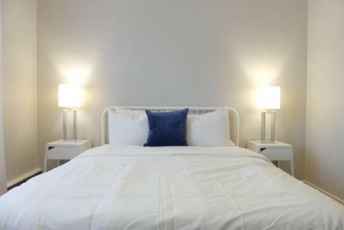 Central & Quiet Apartment