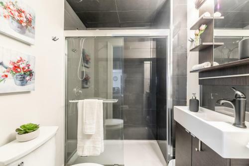 Stunning 1br - Boutique Apartment - Prime Location!