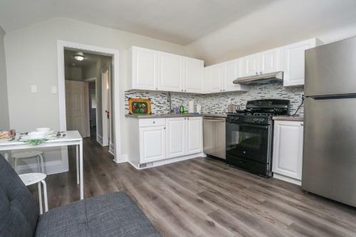 Cozy Apartments In Kitchener