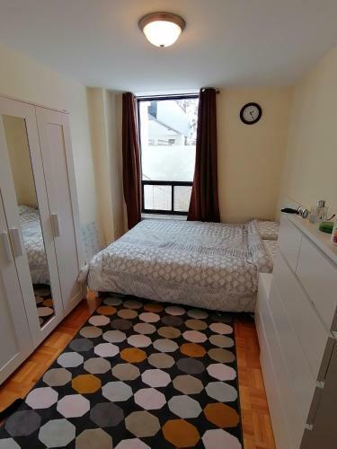 Share Room With Female
