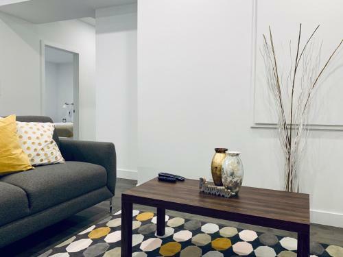 Quiet Fully Renewed Apartment Plateau Mont-royal