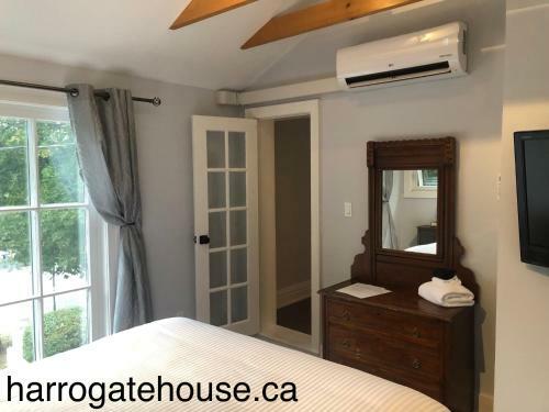 Bed & Breakfast Harrogate House Inn, Circa 1818