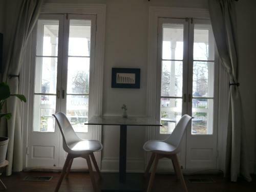 Bed & Breakfast Harrogate House Inn, Circa 1818