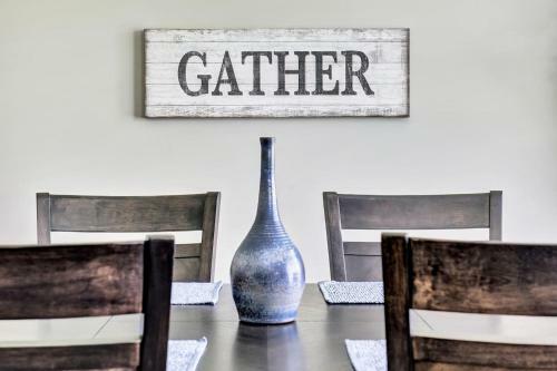 Beautifully Decorated, Bright And Sunny Bungalow