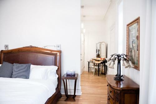 Hostal The Cape