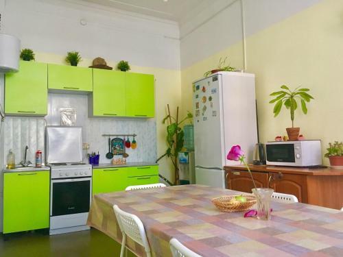 Dom Hostel
