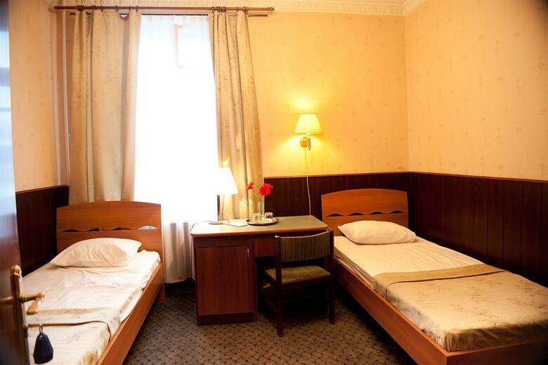 Tourist Hotel