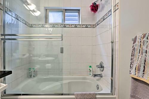 Richmond Apartment - Half Mile To Steveston Harbour