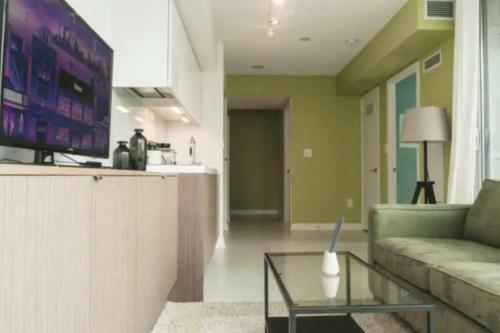 Cozy 1 Bedroom Apartment Near Cn Tower
