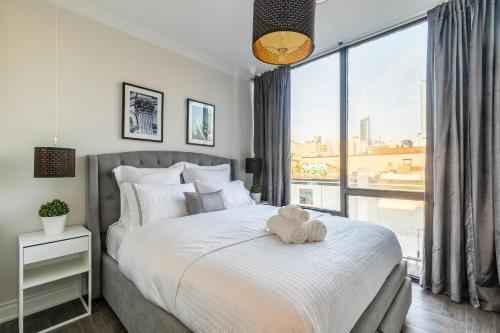 Prime Location - Stunning 2br - Newly Renovated!
