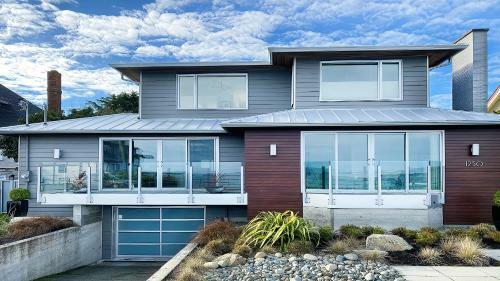 Dream View Beach House