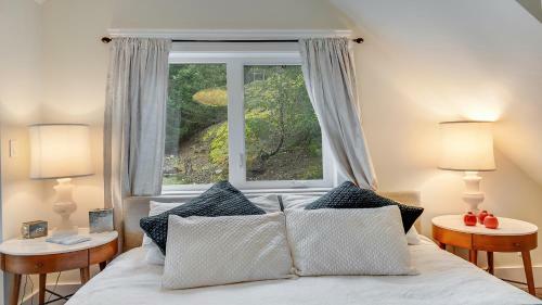 Kaliana Sanctuary With Stunning Views