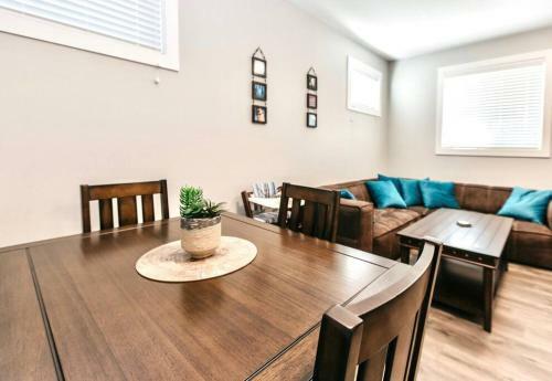 New 2 Bedroom Sulte