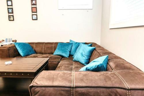 New 2 Bedroom Sulte