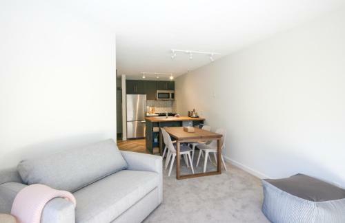 Modern Village Condo With Spectacular Mountain Views