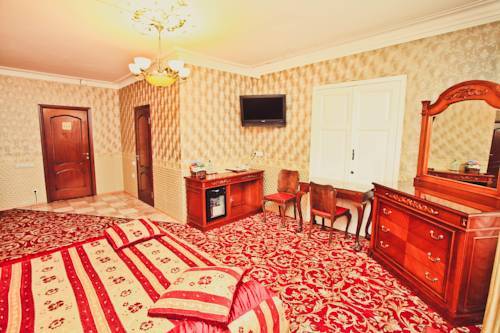 Happy Pushkin Hotel