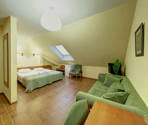 Shuvaloff Hotel