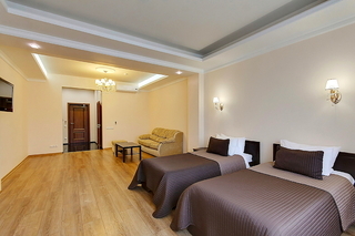 Men'k Kings Hotel