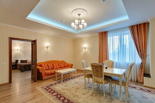 Men'k Kings Hotel