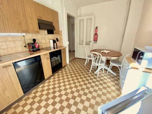 Apartamento Your Bright Charming Cocoon Between Lake And City