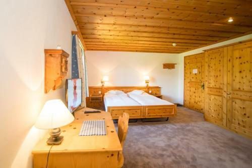 Hotel Sonne Fex Alpine Hideaway
