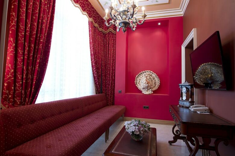 Trezzini Palace Hotel