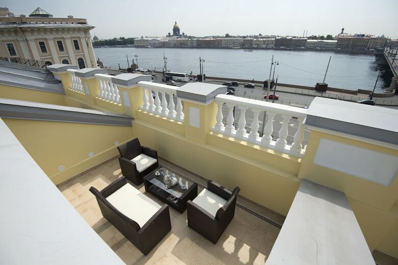 Trezzini Palace Hotel