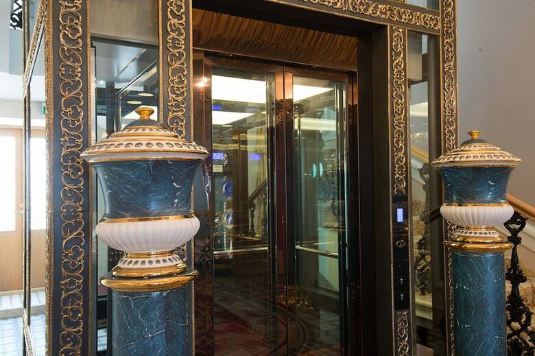 Trezzini Palace Hotel