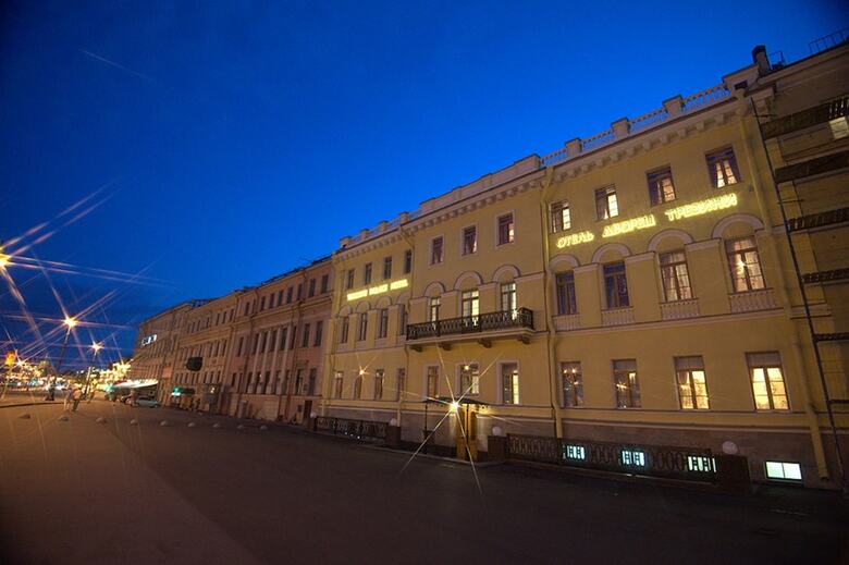 Trezzini Palace Hotel
