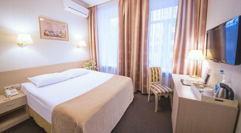 Bristol Hotel