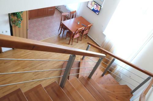 Apartments Inpredservice