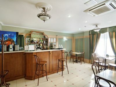 Cameo Hotel