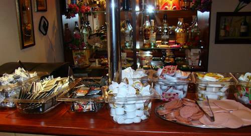 Elizar Hotel