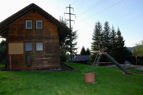 Paccots: Chalet Pour 4 Personnes - Calme
