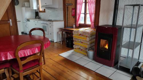 Paccots: Chalet Pour 4 Personnes - Calme